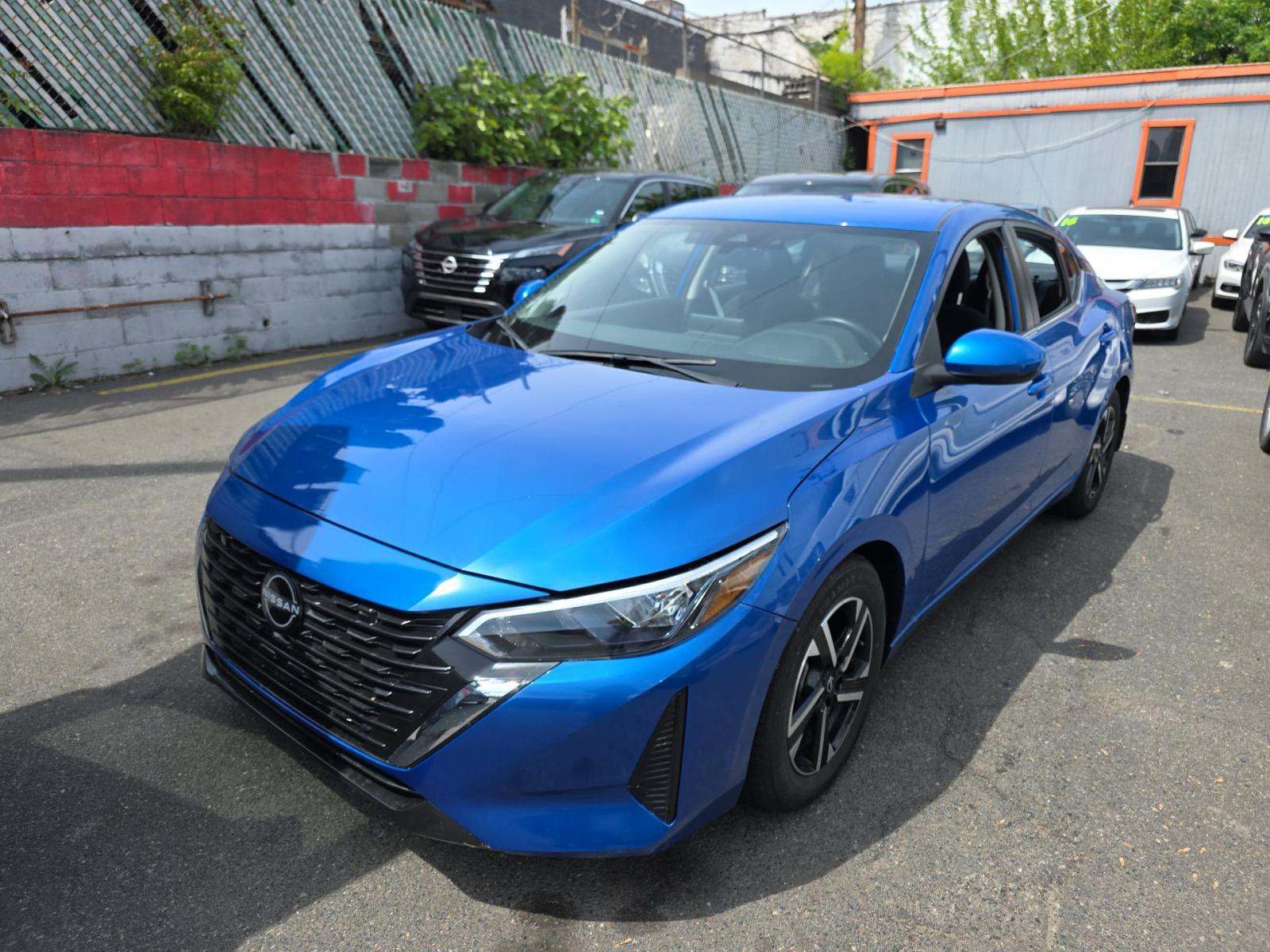 Used 2024 Nissan Sentra SV FWD image 2