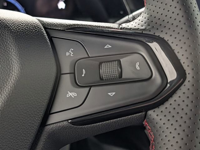 New 2026 Chevrolet Trax RS w/ Sunroof Package image 22