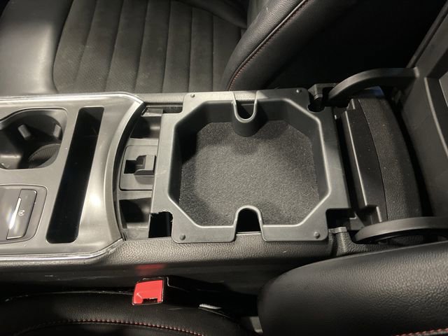 Used 2022 Ford Edge ST-Line w/ Class II Trailer Tow Package image 20