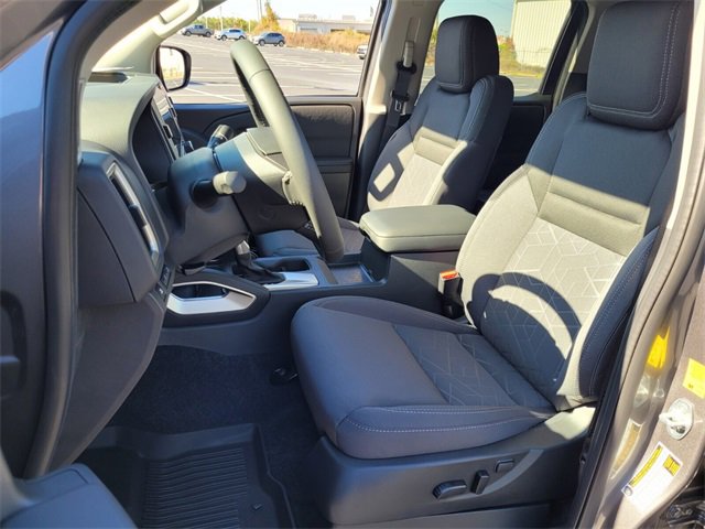 New 2026 Nissan Frontier SV image 5