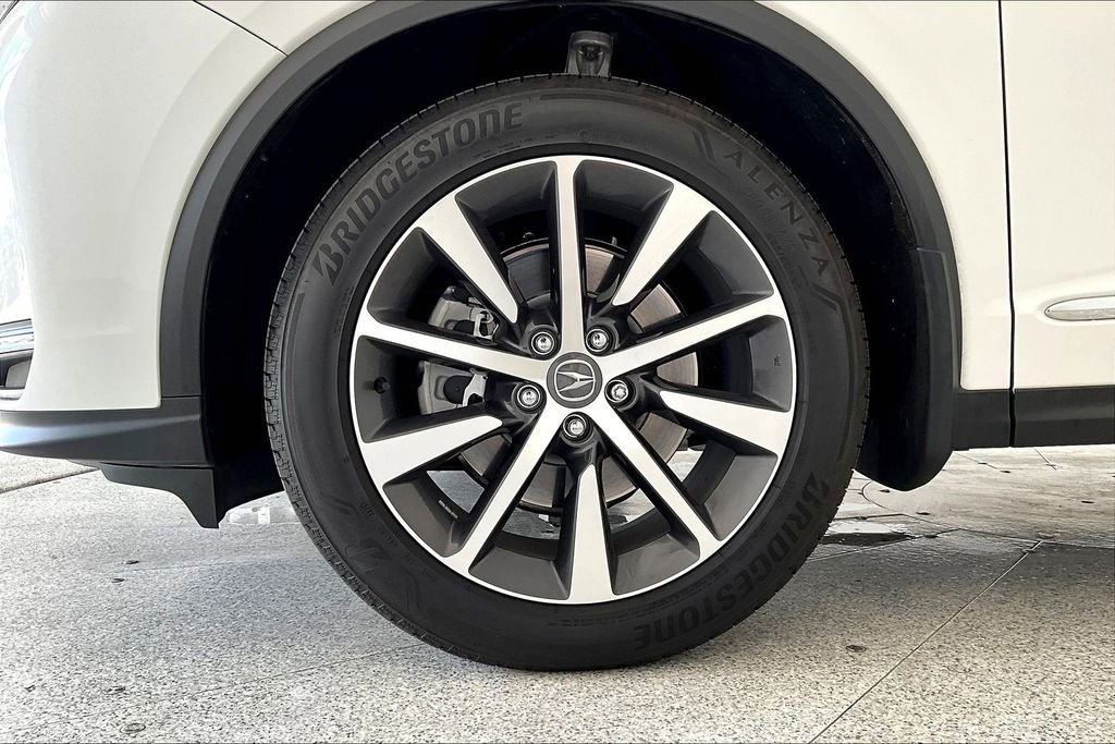 Certified 2026 Acura MDX w/ Technology Package FWD image 11