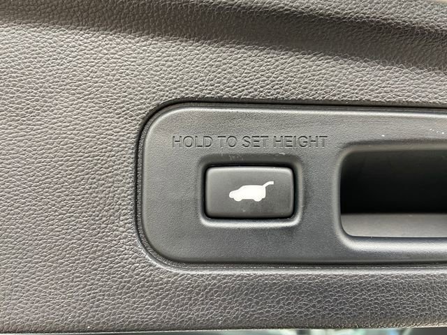 Used 2023 Acura MDX A-Spec image 33