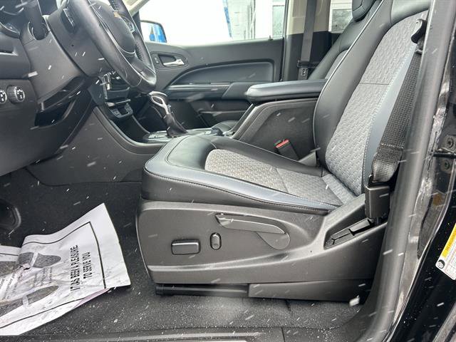 Certified 2022 Chevrolet Colorado Z71 w/ Z71 Midnight Edition image 31