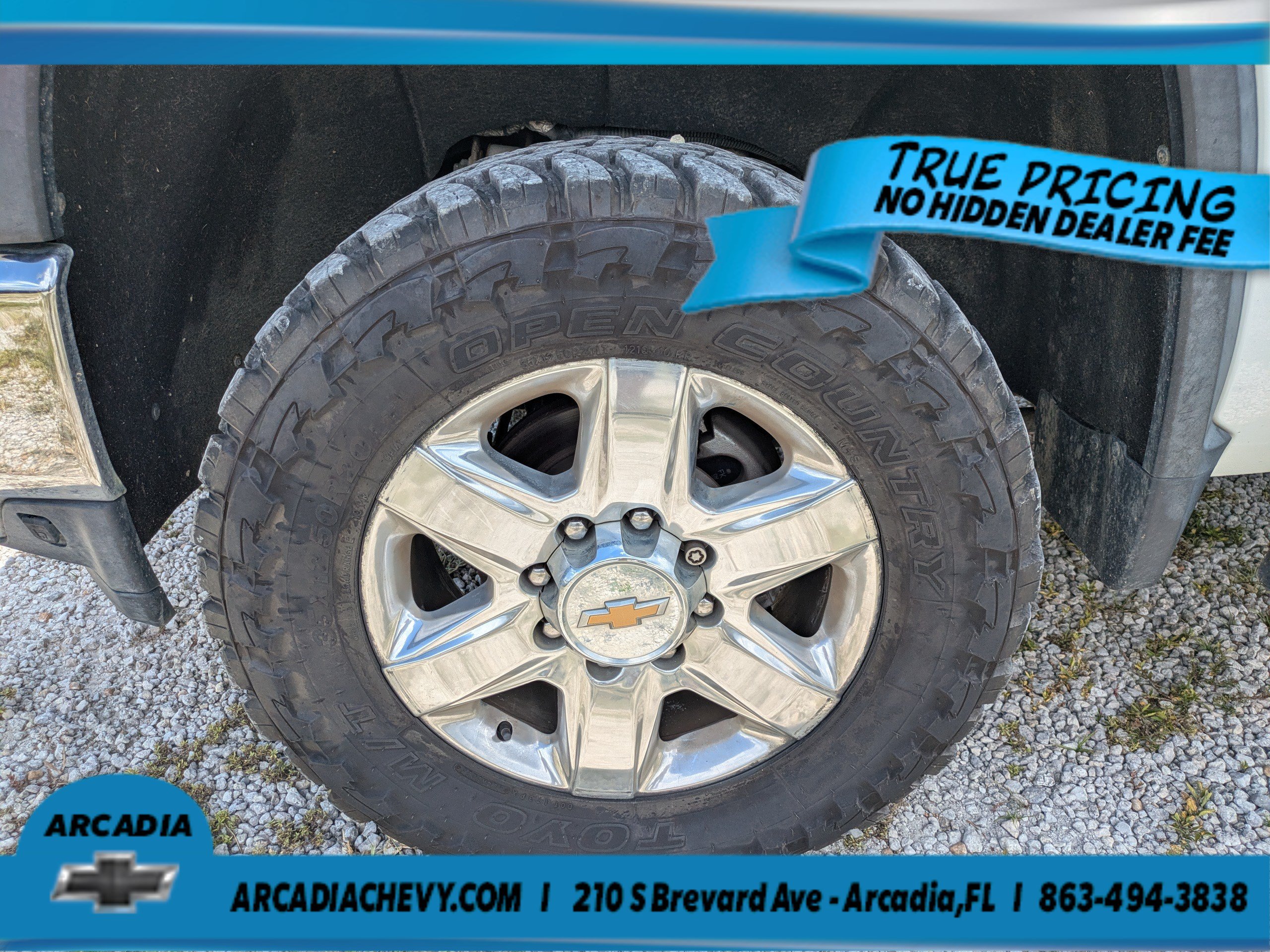 Used 2021 Chevrolet Silverado 2500 LTZ w/ LTZ Premium Package AWD/4WD image 11