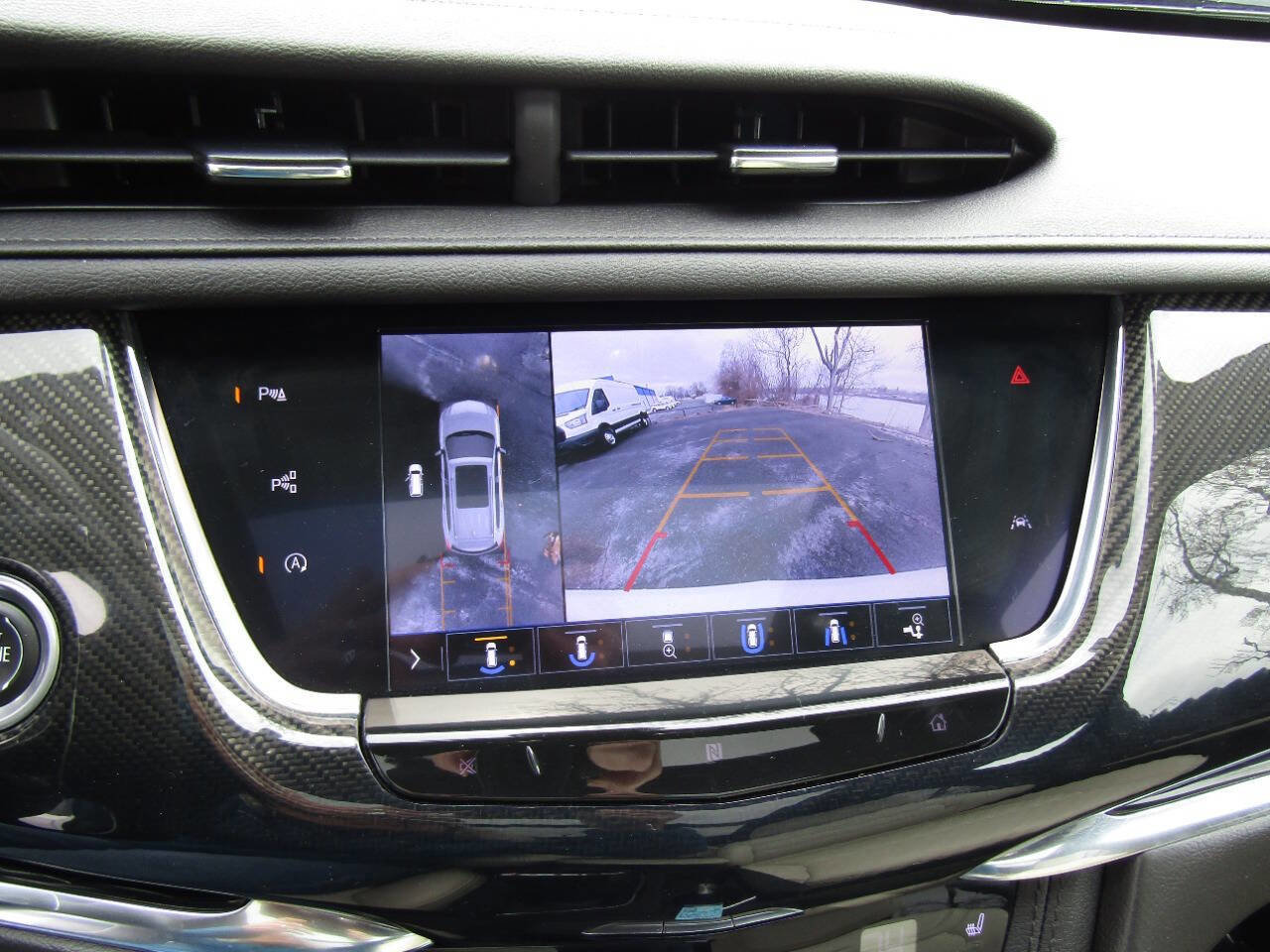 Used 2020 Cadillac XT6 Sport AWD/4WD image 13