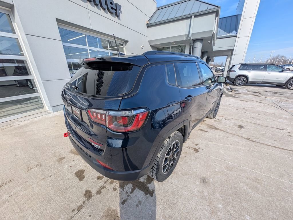 New 2026 Jeep Compass Trailhawk w/ Sun, Sound & Navigation Group AWD/4WD image 6