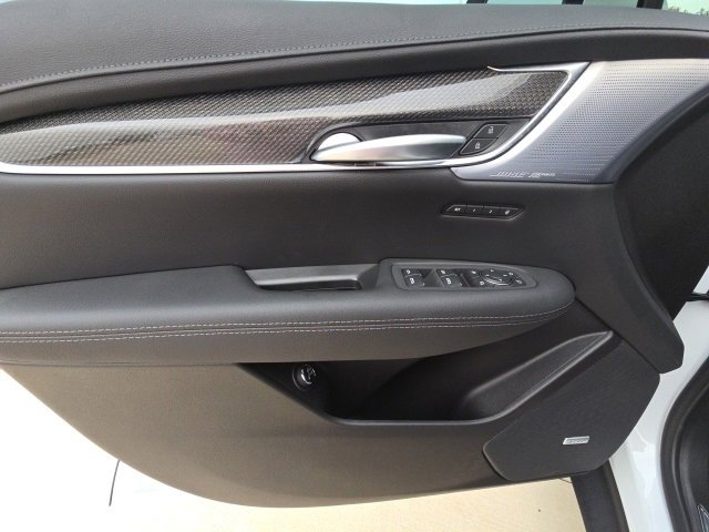 New 2025 Cadillac XT5 Sportv w/ Technology Package image 13