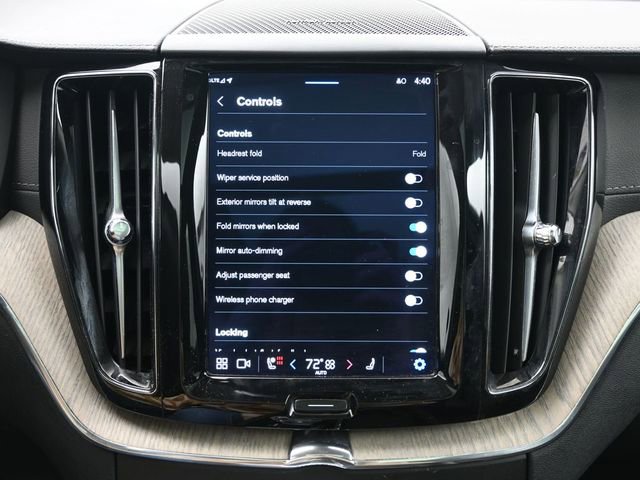 Used 2022 Volvo XC60 B5 Inscription w/ Advanced Package image 17