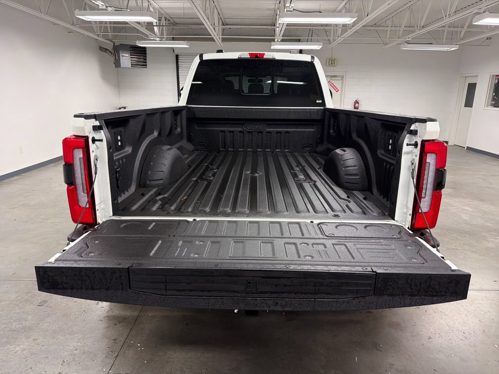 Used 2026 Ford F450 Platinum w/ Platinum Plus Package AWD/4WD image 18