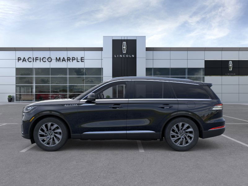 New 2025 Lincoln Aviator AWD image 3