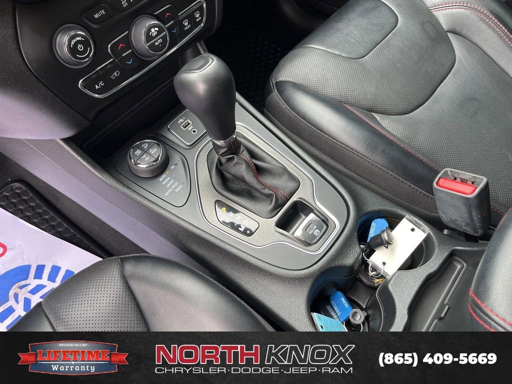 Used 2022 Jeep Cherokee Trailhawk w/ Sun, Sound & Nav Group image 10