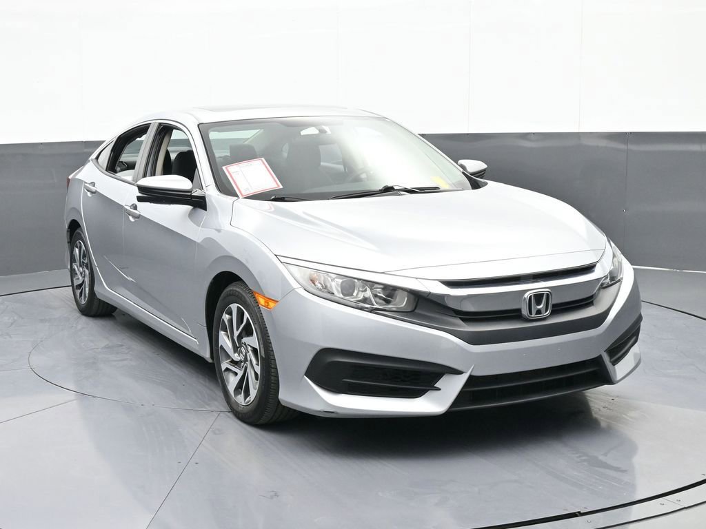 Used 2018 Honda Civic EX image 9