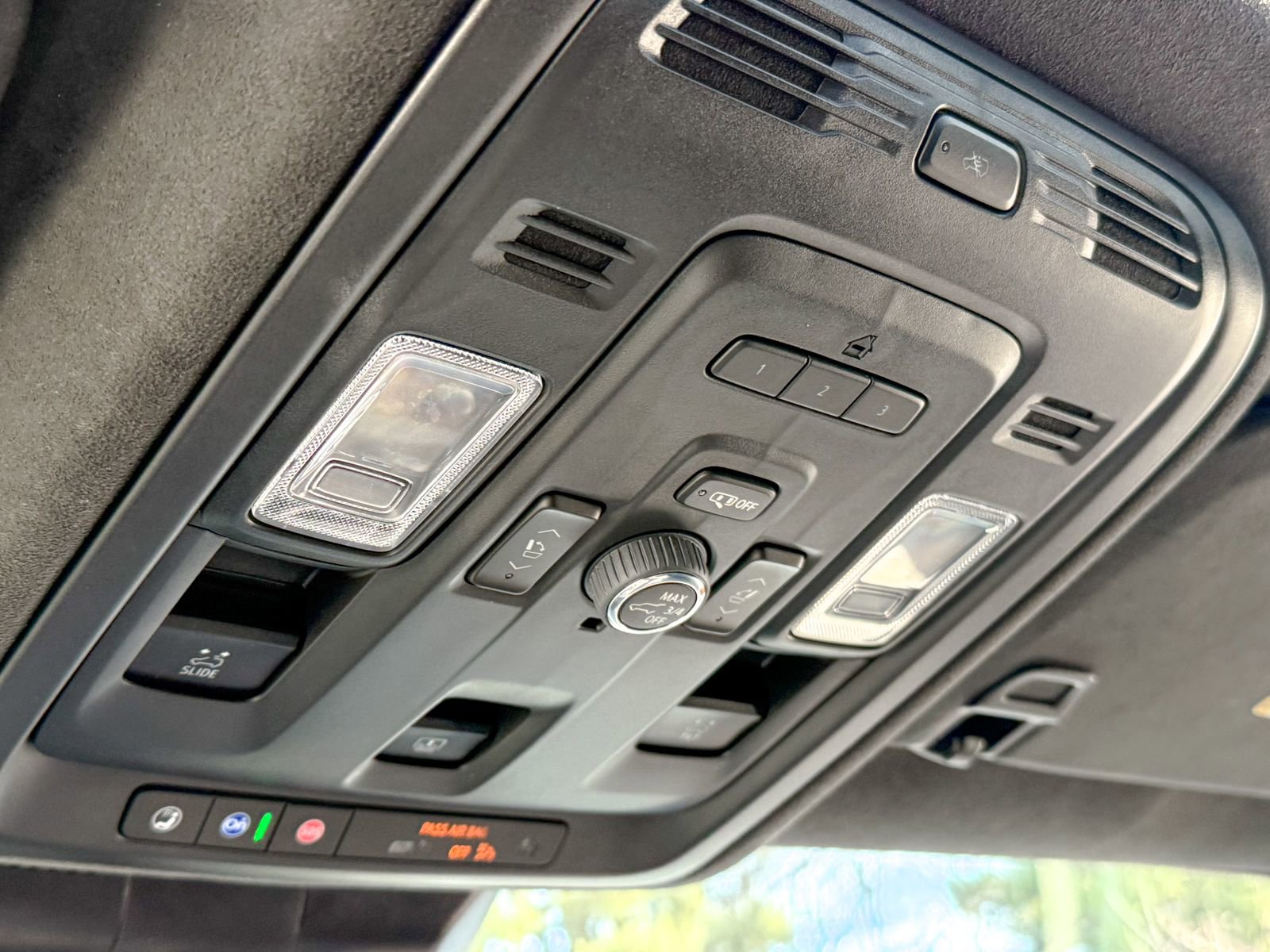 Used 2023 Cadillac Escalade V image 29