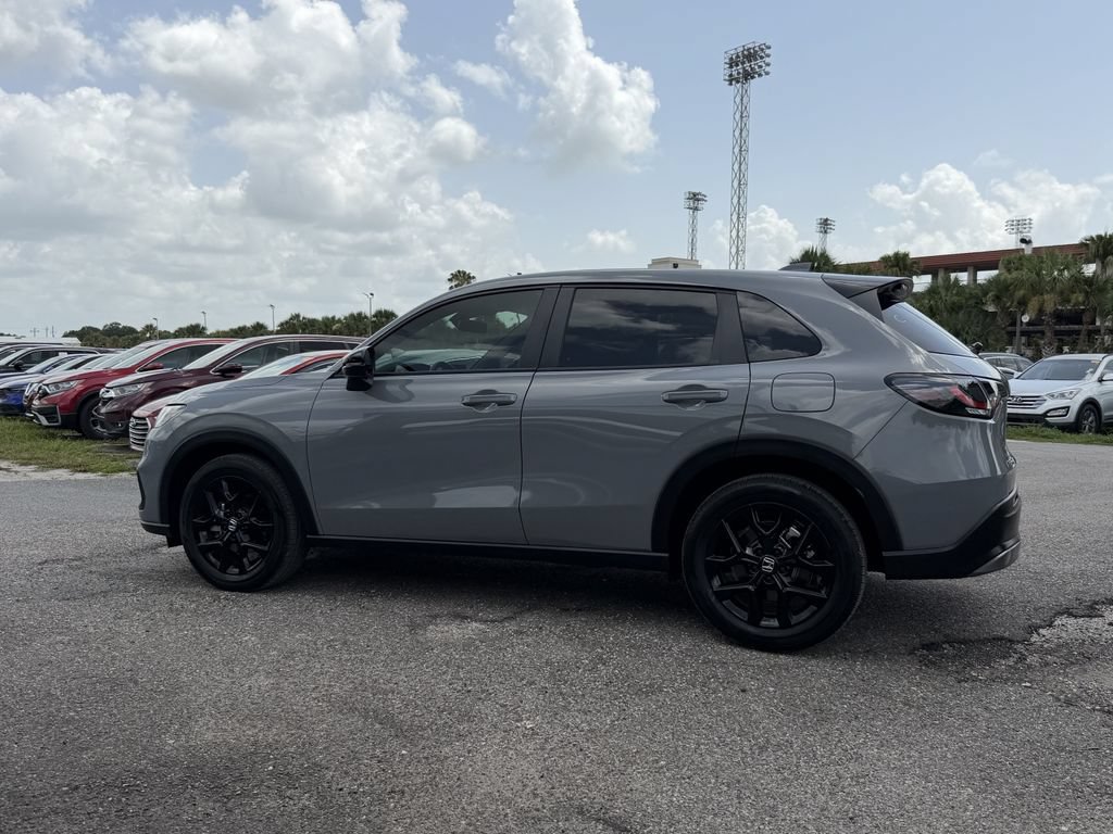 Used 2024 Honda HR-V Sport image 6