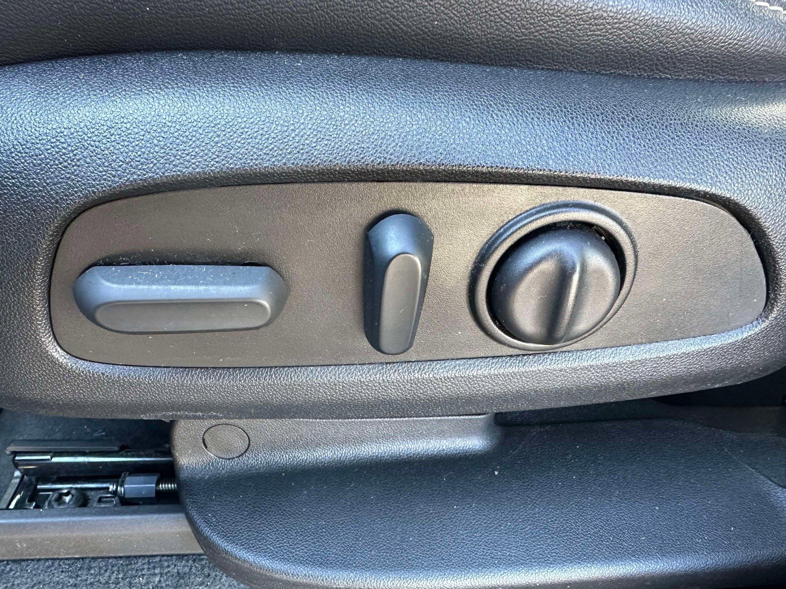 Certified 2023 Chevrolet Traverse LT w/ LT Premium Package image 23