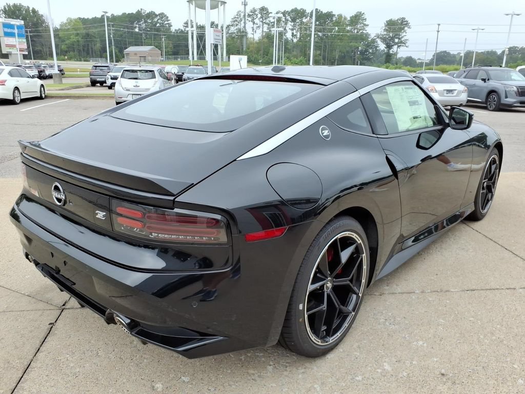 New 2027 Nissan Z Performance RWD image 3