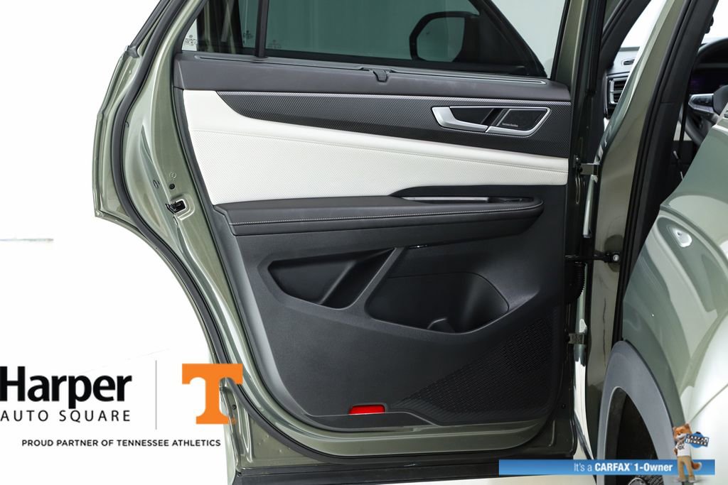 Used 2025 Volkswagen Atlas Cross Sport SEL Premium R-Line image 56