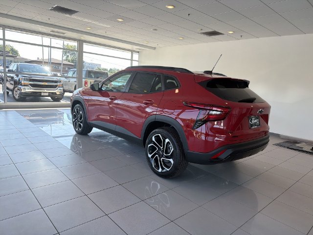 New 2026 Chevrolet Trax RS w/ Driver Confidence Package FWD image 7
