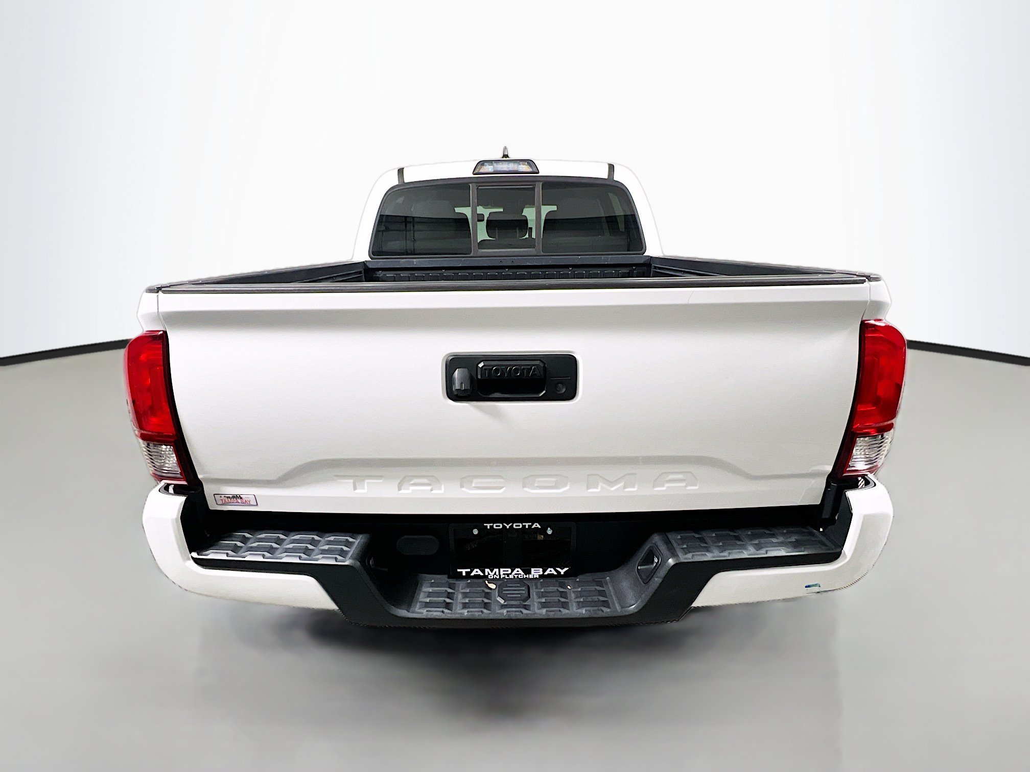 Used 2019 Toyota Tacoma SR w/ SR Convenience Package RWD image 6