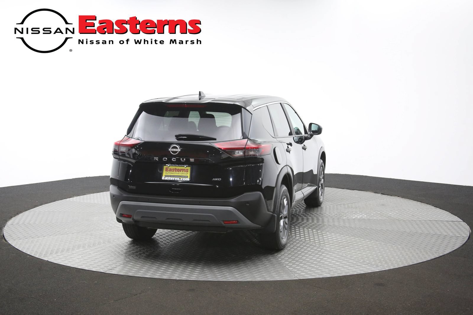 Used 2023 Nissan Rogue S AWD/4WD image 36