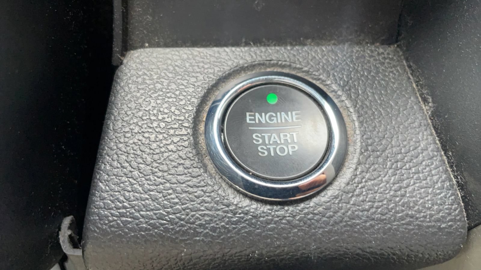Used 2019 Ford F150 Lariat w/ Equipment Group 502A Luxury AWD/4WD image 20