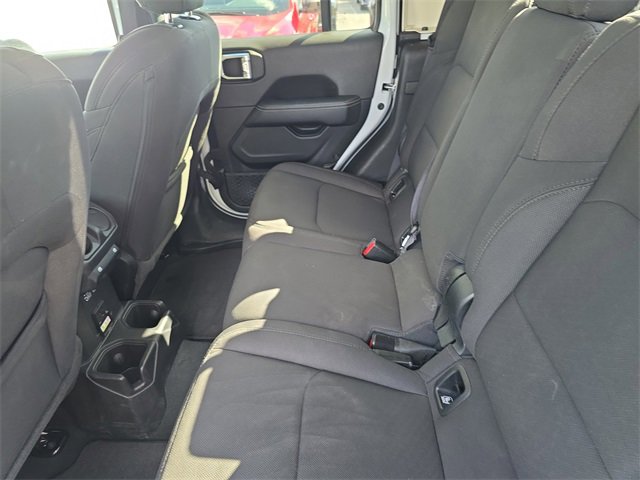 Used 2023 Jeep Gladiator Overland image 11