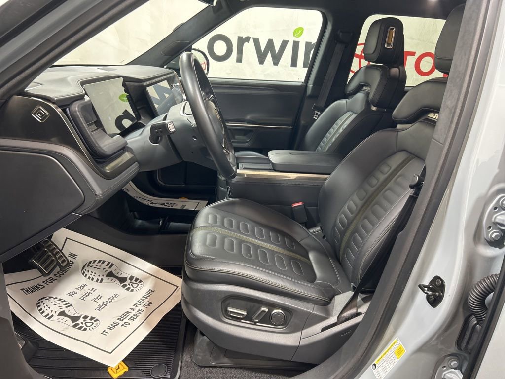 Used 2023 Rivian R1T Adventure image 22