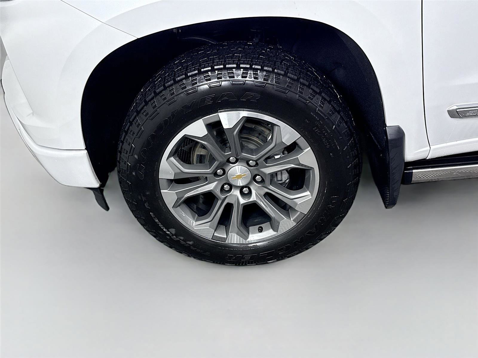 Used 2025 Chevrolet Silverado 1500 High Country w/ Technology Package image 26