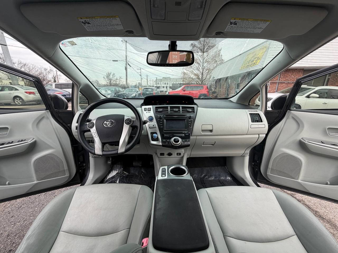 Used 2013 Toyota Prius V Five image 21