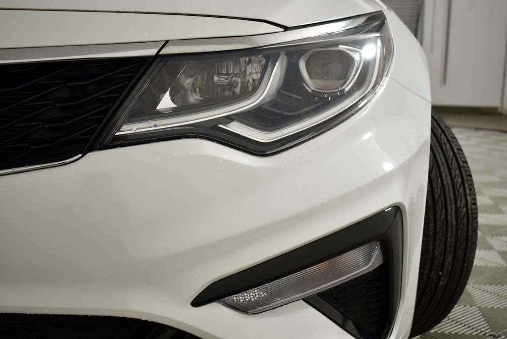 Used 2020 Kia Optima S image 2