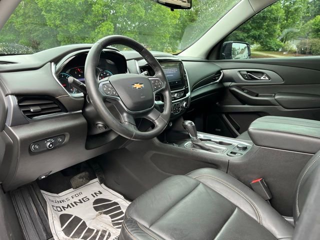 Used 2020 Chevrolet Traverse Premier w/ Redline Edition AWD/4WD image 10