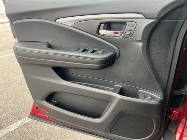 Certified 2023 Honda Ridgeline RTL image 24