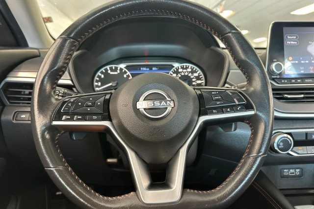 Used 2024 Nissan Altima 2.5 SR FWD image 25