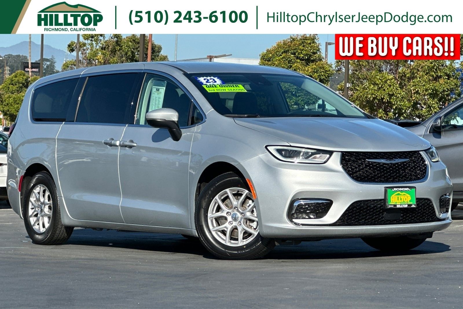 Used 2023 Chrysler Pacifica Touring-L