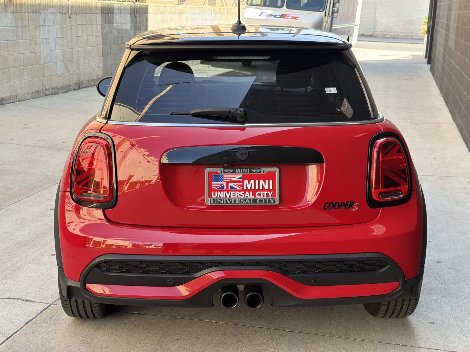 Used 2024 MINI Cooper S FWD image 5