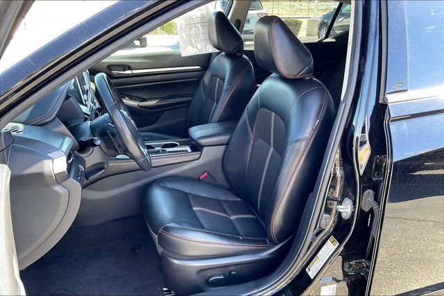 Used 2024 Nissan Altima 2.5 SR image 24