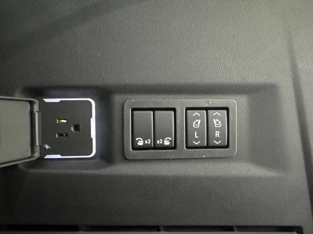 New 2026 Chevrolet Tahoe Premier AWD/4WD image 35