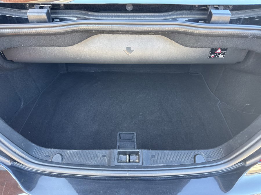 Used 2005 Mercedes-Benz CLK 500 Cabriolet image 33