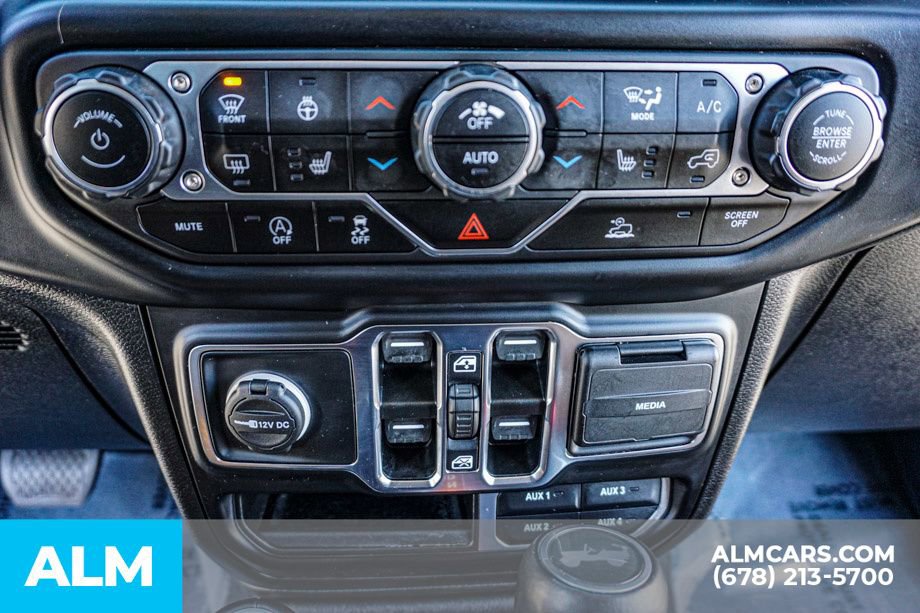 Used 2022 Jeep Wrangler Unlimited Sahara w/ Dual Top Group image 43