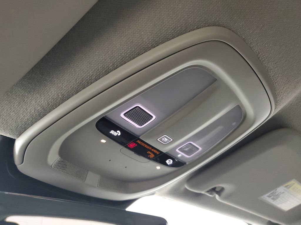Certified 2026 Volvo XC40 B5 Core w/ Climate Package image 36