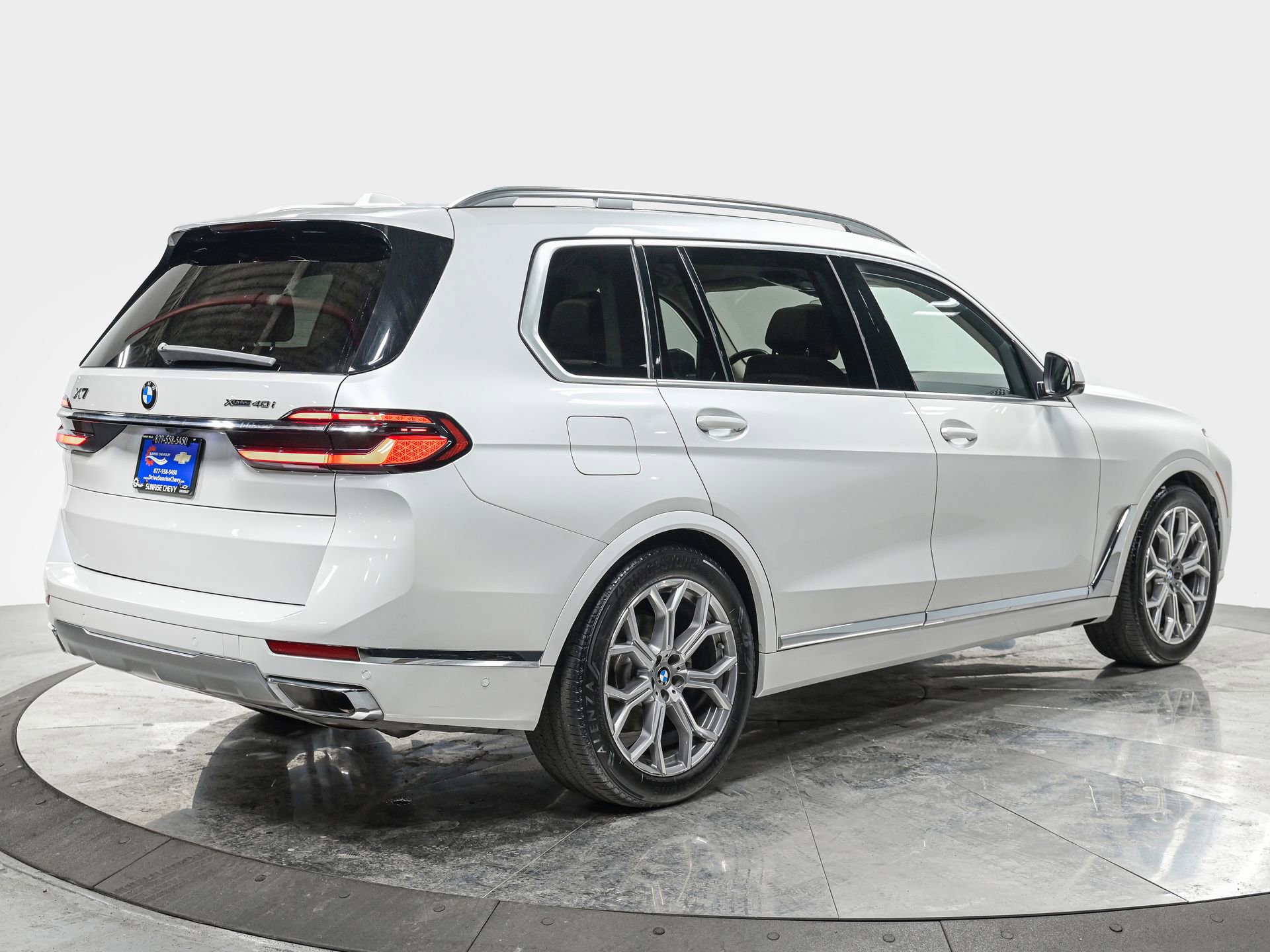 Used 2023 BMW X7 xDrive40i w/ Premium Package AWD/4WD image 7
