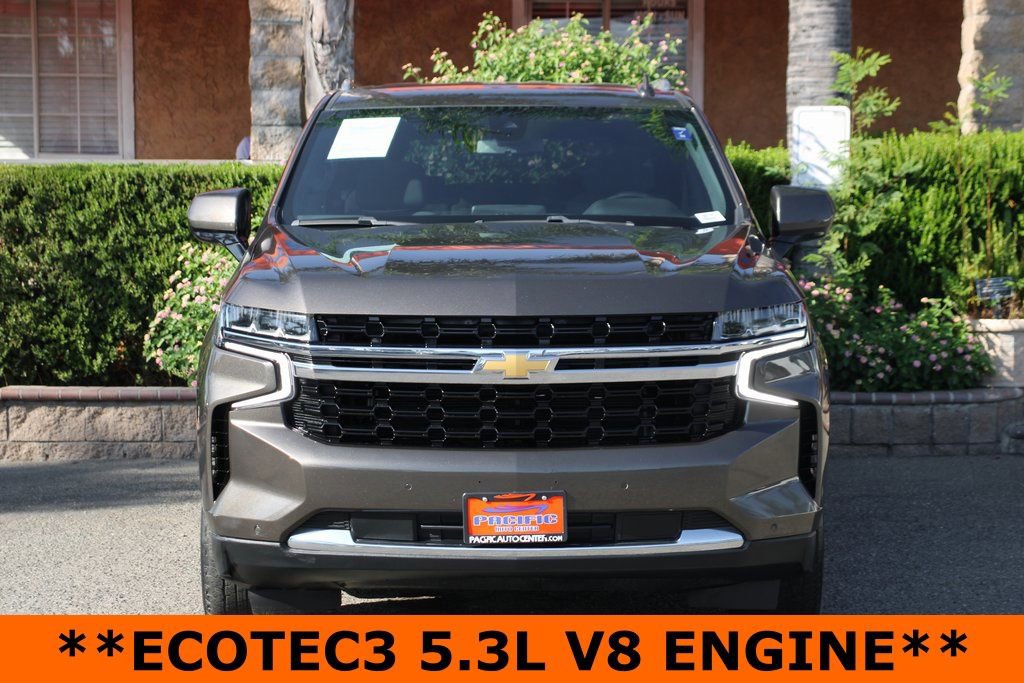 Used 2021 Chevrolet Suburban LS w/ Driver Alert Package image 3