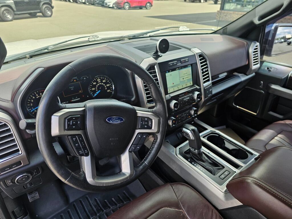 Used 2016 Ford F150 Platinum w/ Equipment Group 701A Luxury AWD/4WD image 18
