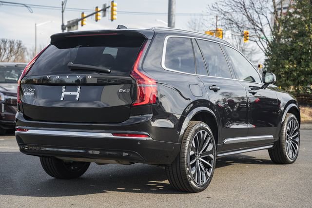 Used 2025 Volvo XC90 B6 Plus image 4