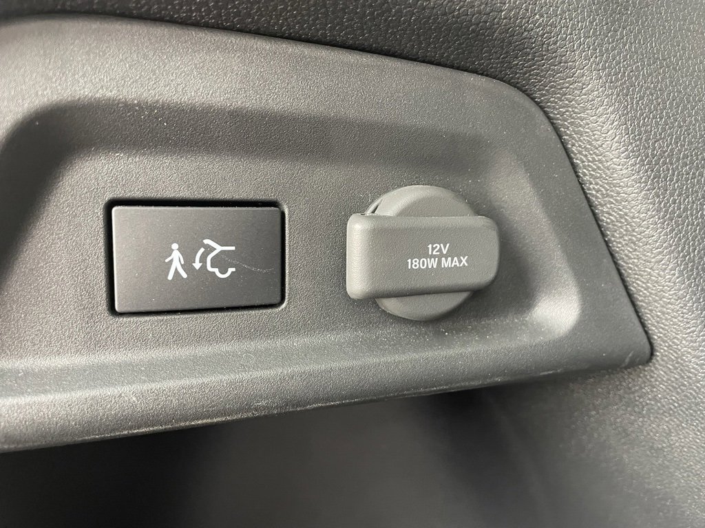 Used 2025 Honda Pilot Elite image 18