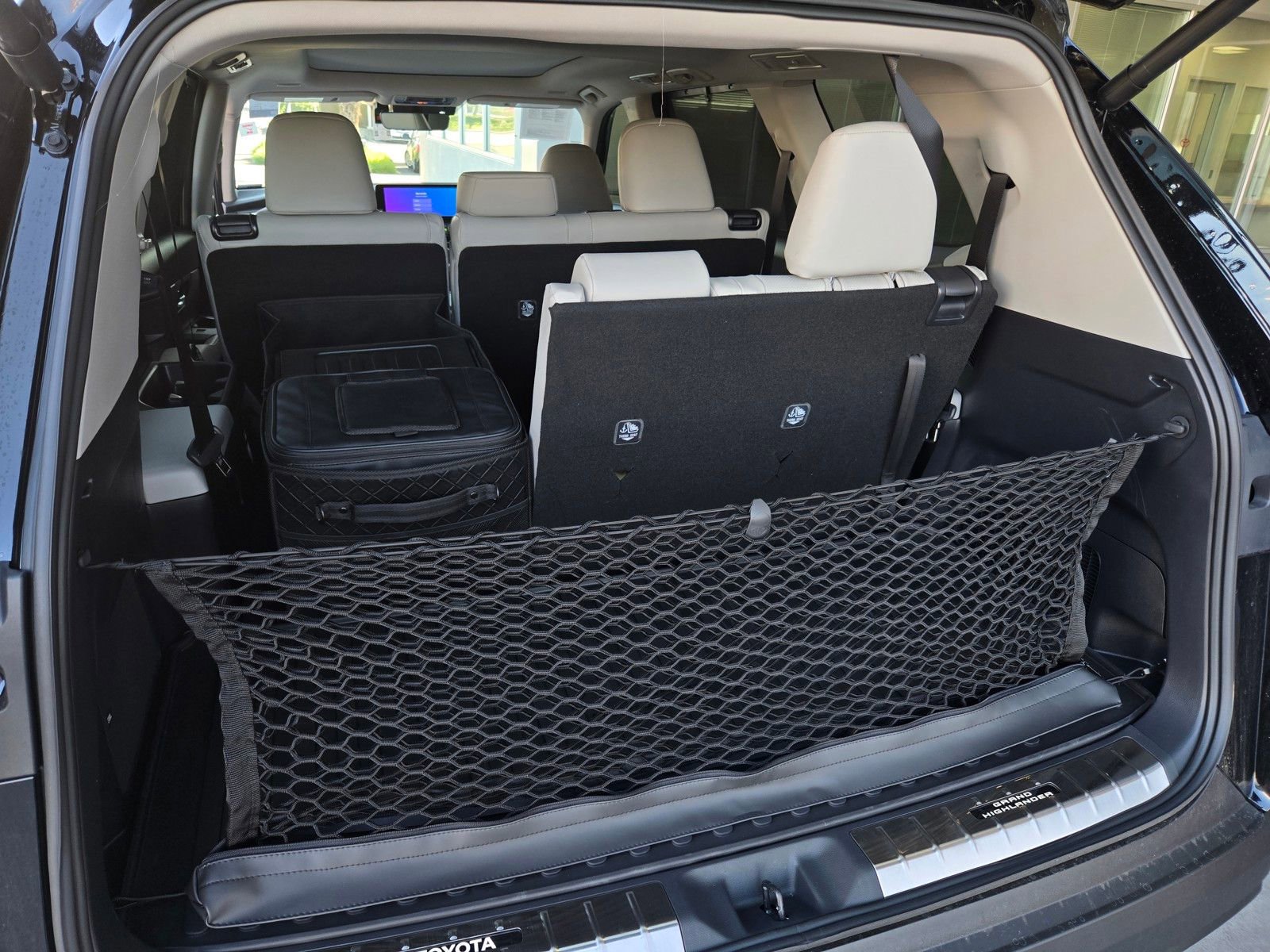 Certified 2026 Toyota Grand Highlander Limited image 24