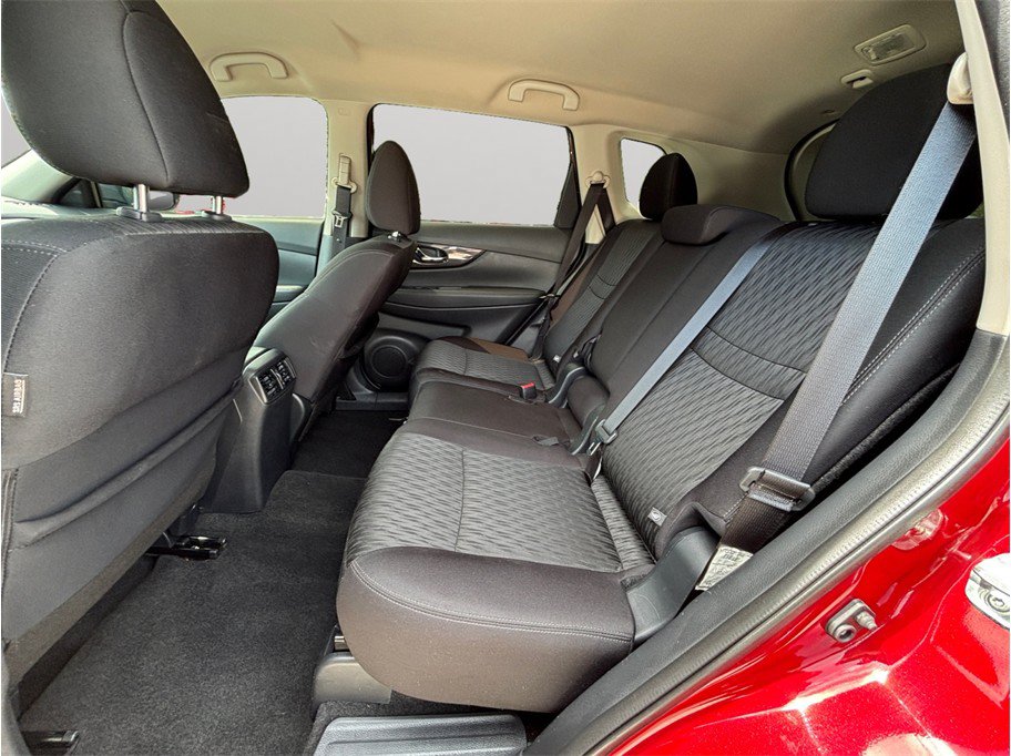Used 2018 Nissan Rogue SV FWD image 31