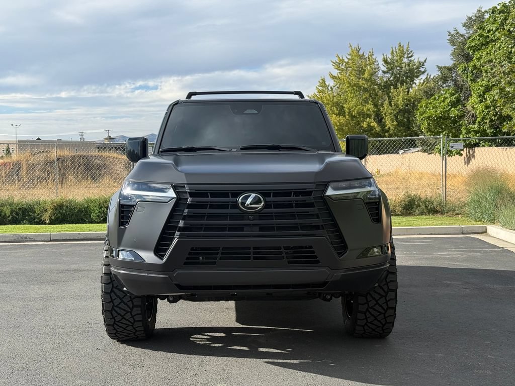 Used 2026 Lexus GX 550 w/ Accessory Package (ZB) AWD/4WD image 2
