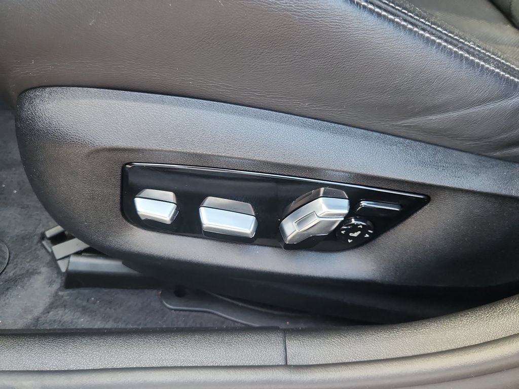 Used 2018 BMW M5 w/ Executive Package AWD/4WD image 8
