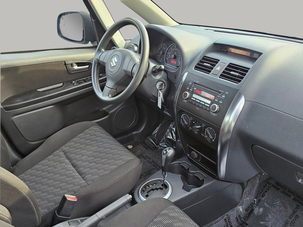 Used 2009 Suzuki SX4 AWD Hatchback image 25